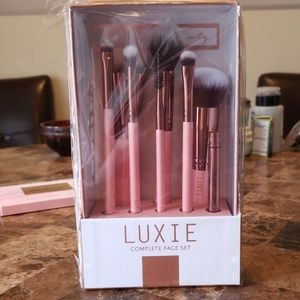 Luxie Complete Face Set